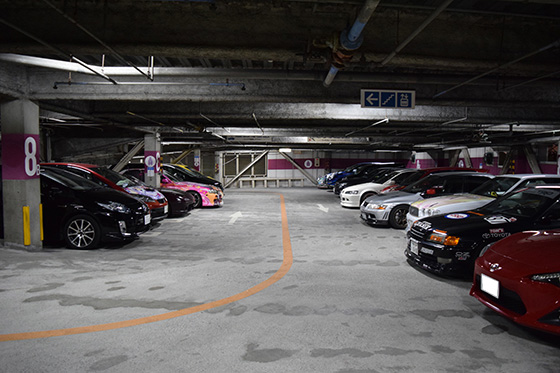 画像：万8駐車場