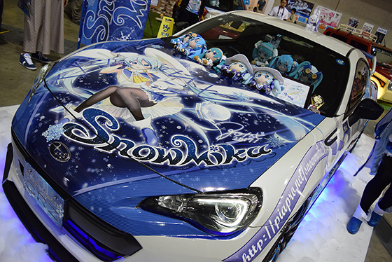 画像:雪ミク痛車